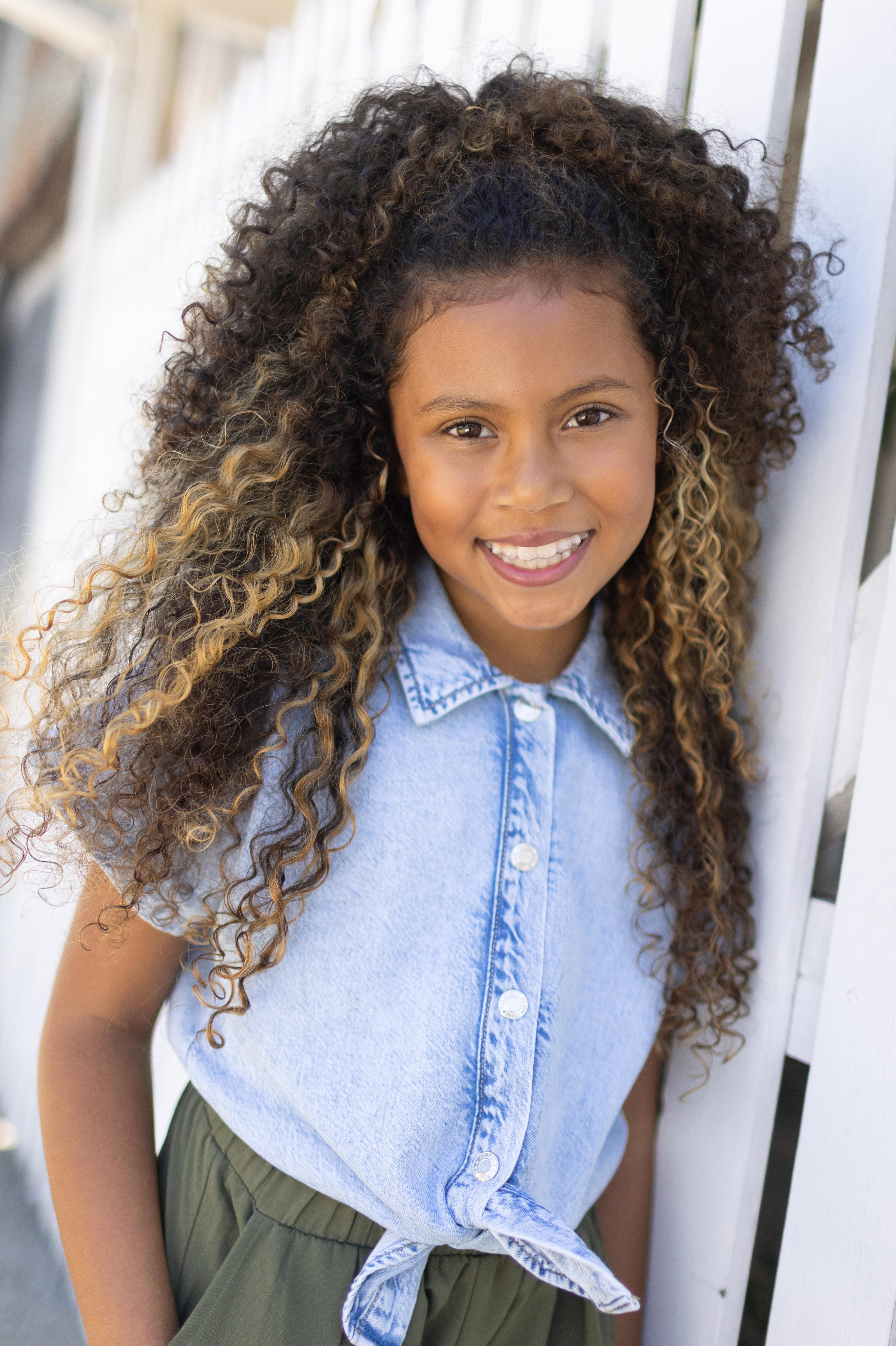 actor Zaiya White large photo