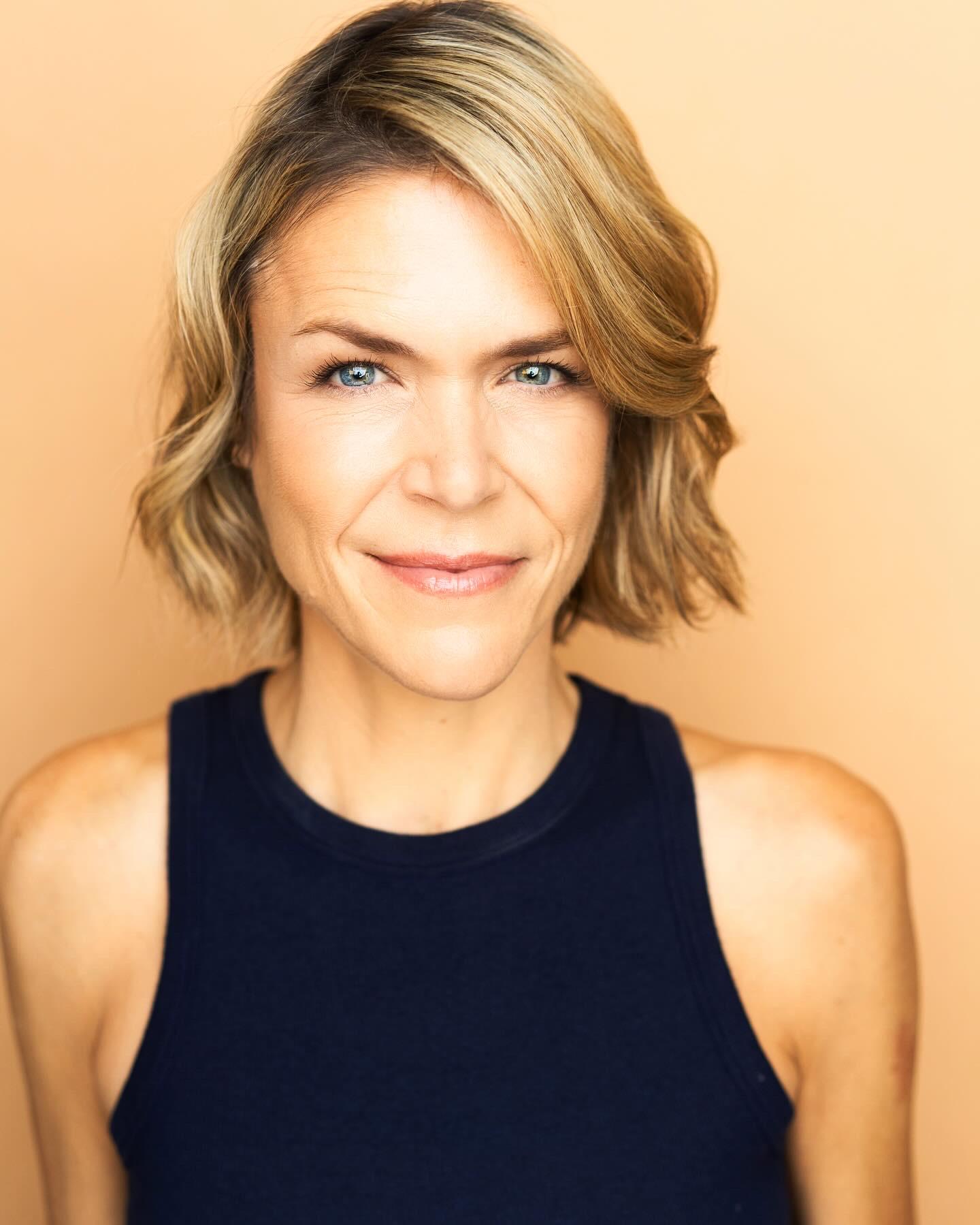 actor Juls Hoover large photo