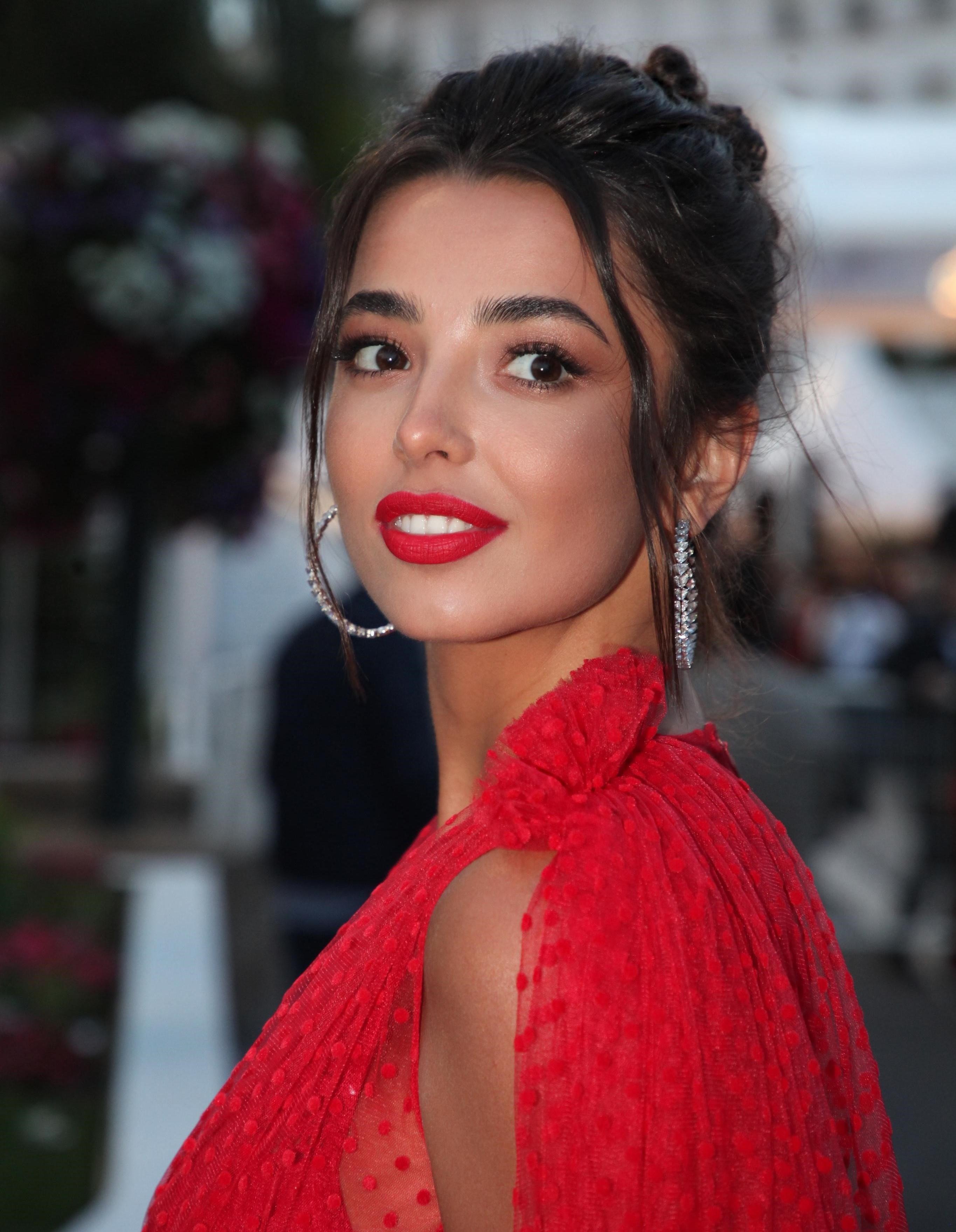 actor Nina Kolomiitseva large photo