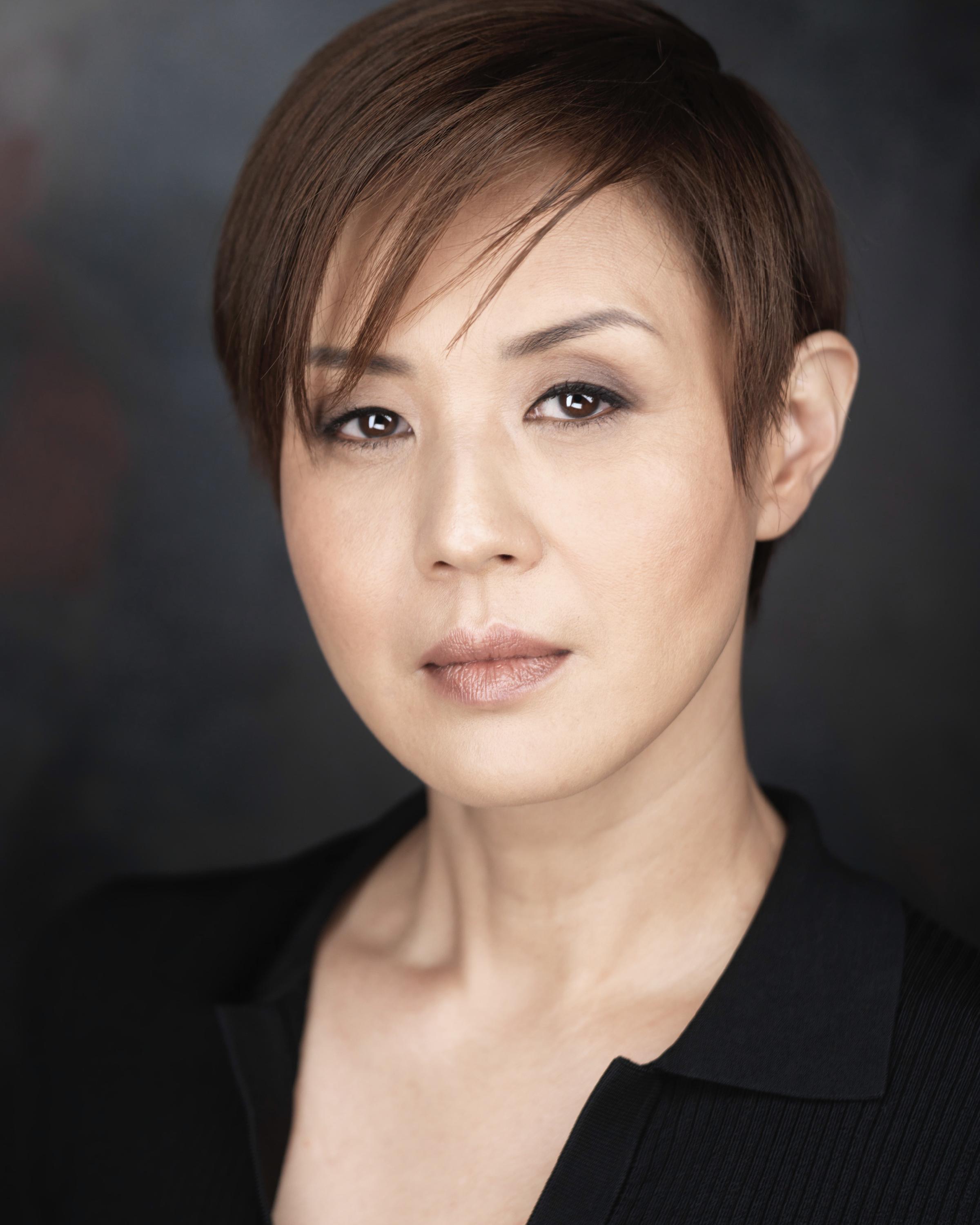 actor Borah Ahn large photo