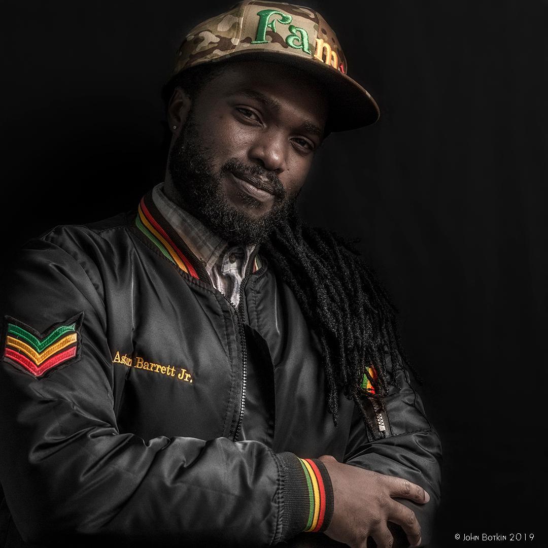 actor Aston Barrett Jr. large photo