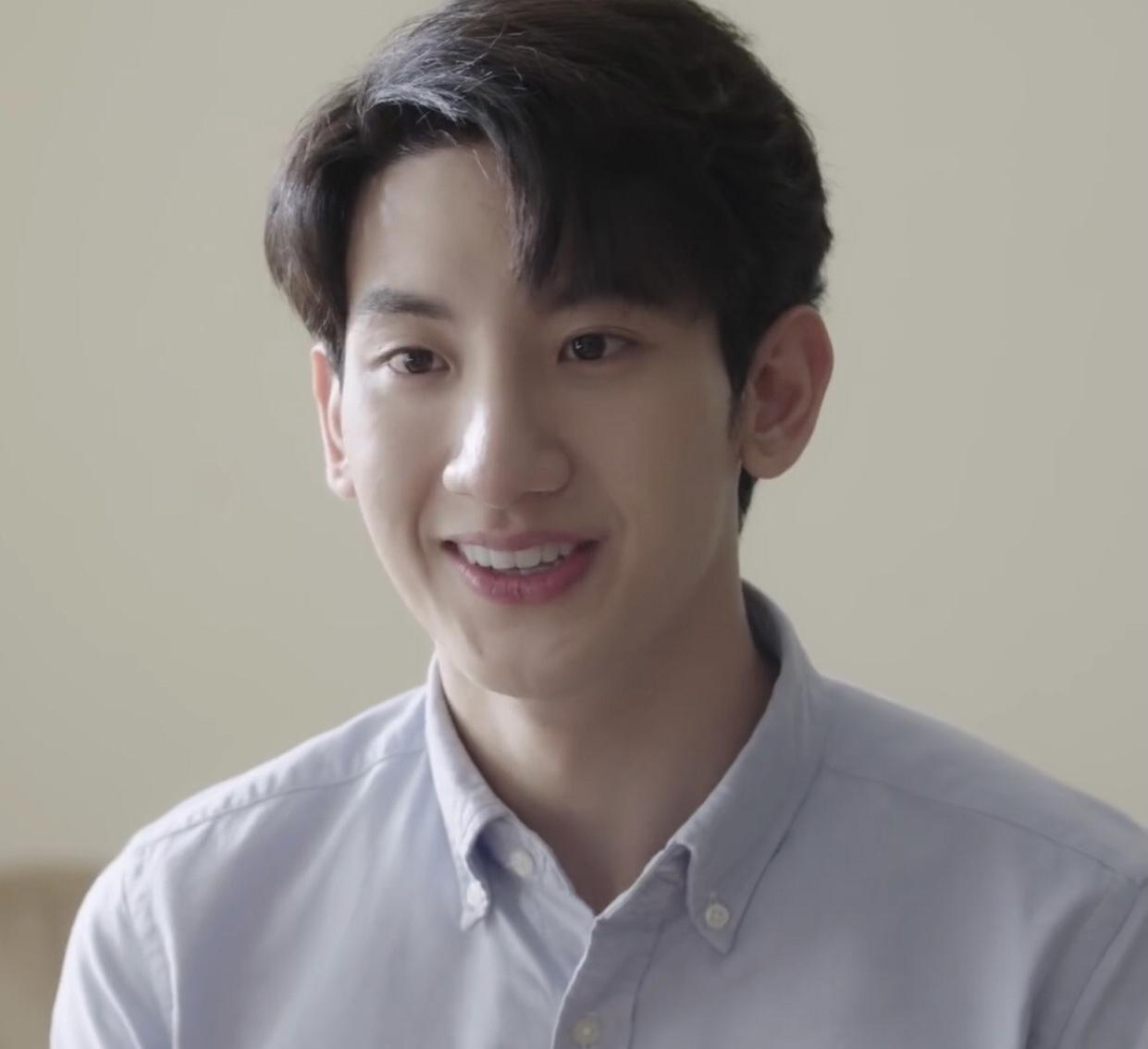 actor Jirakit Kuariyakul large photo