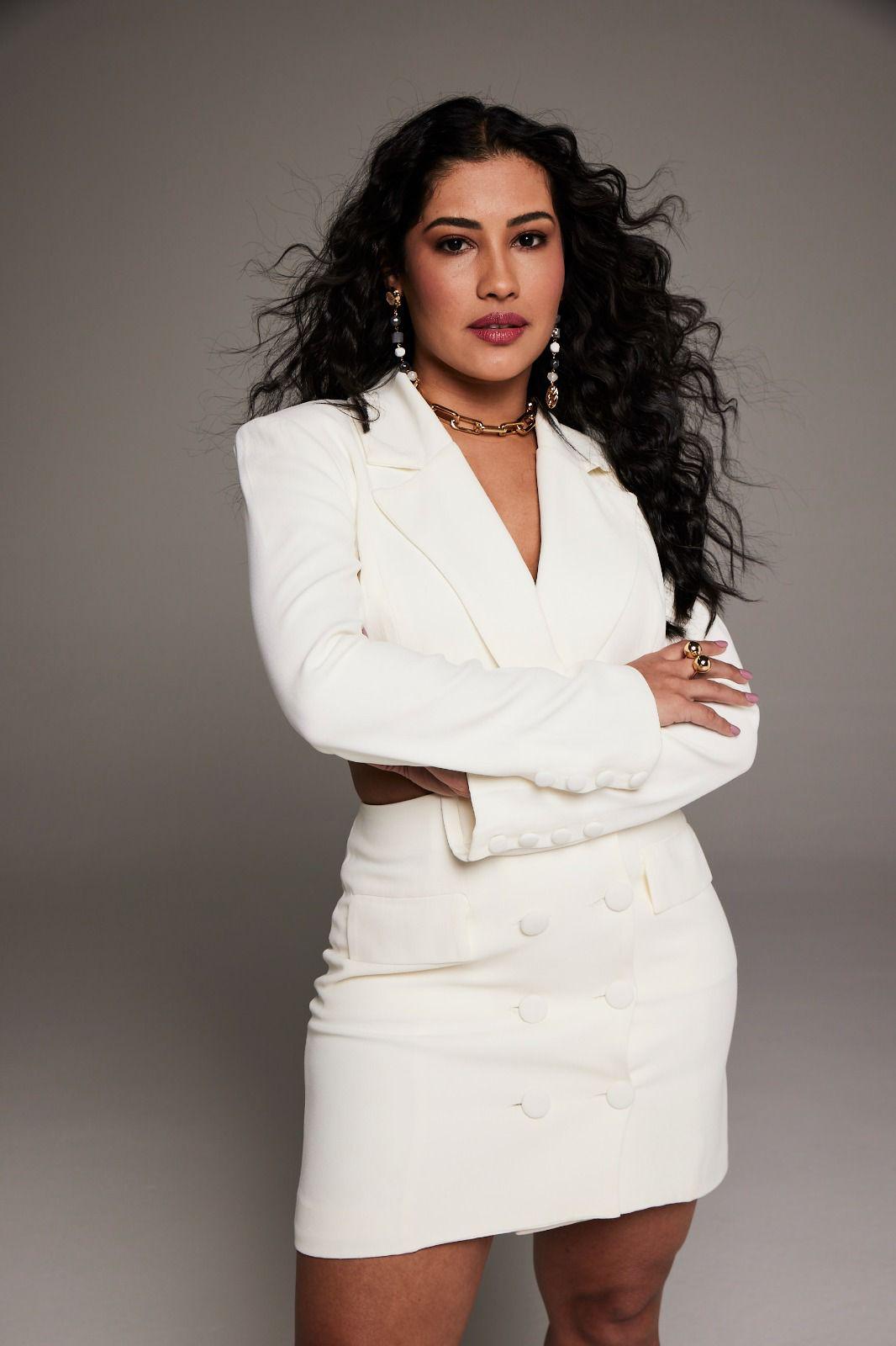 actor Thaynara Og large photo