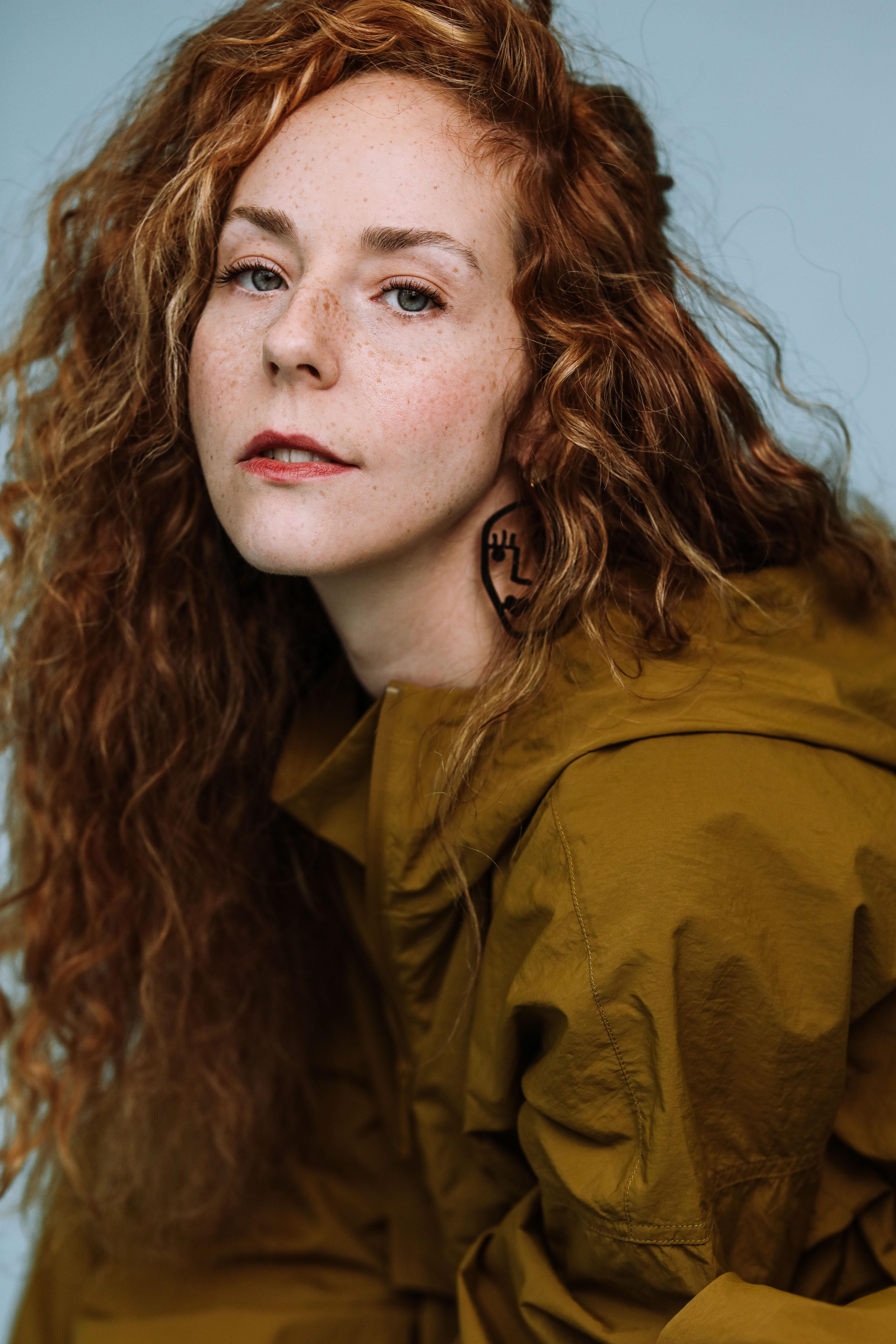 actor Jessica Allen large photo