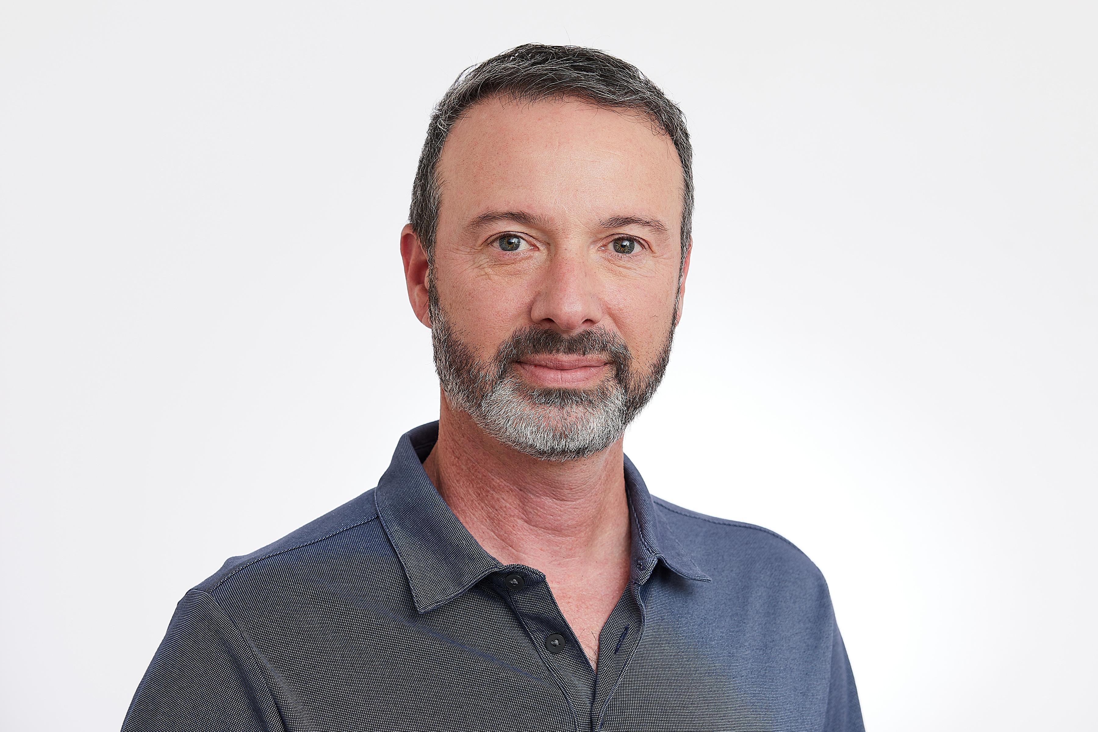 actor Eric Fogel large photo