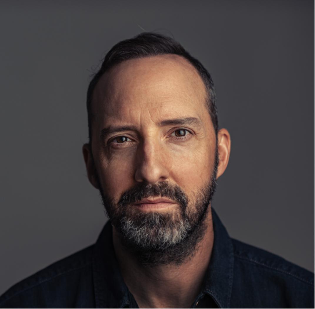 actor Tony Hale large photo