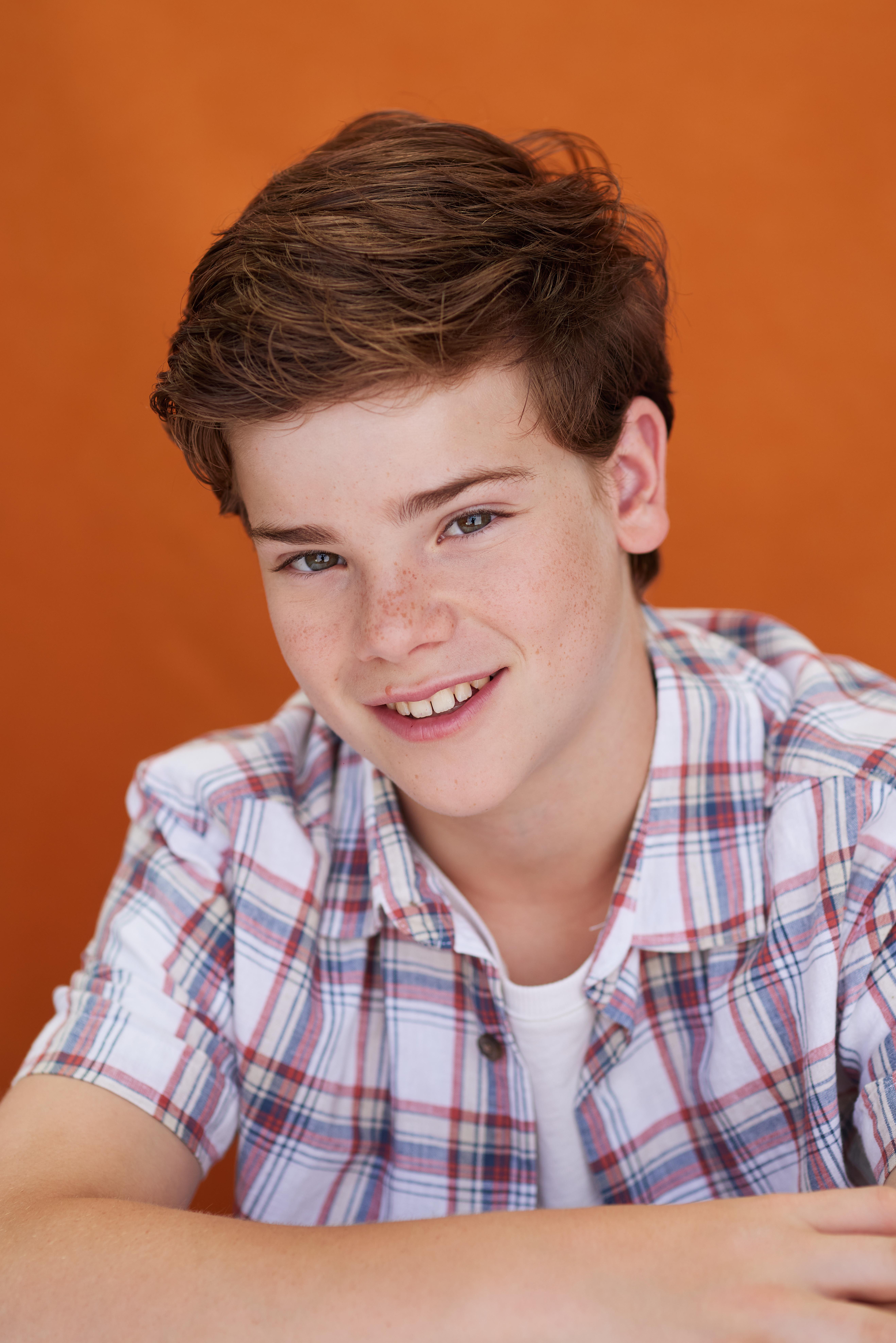 actor Riley Stiles large photo