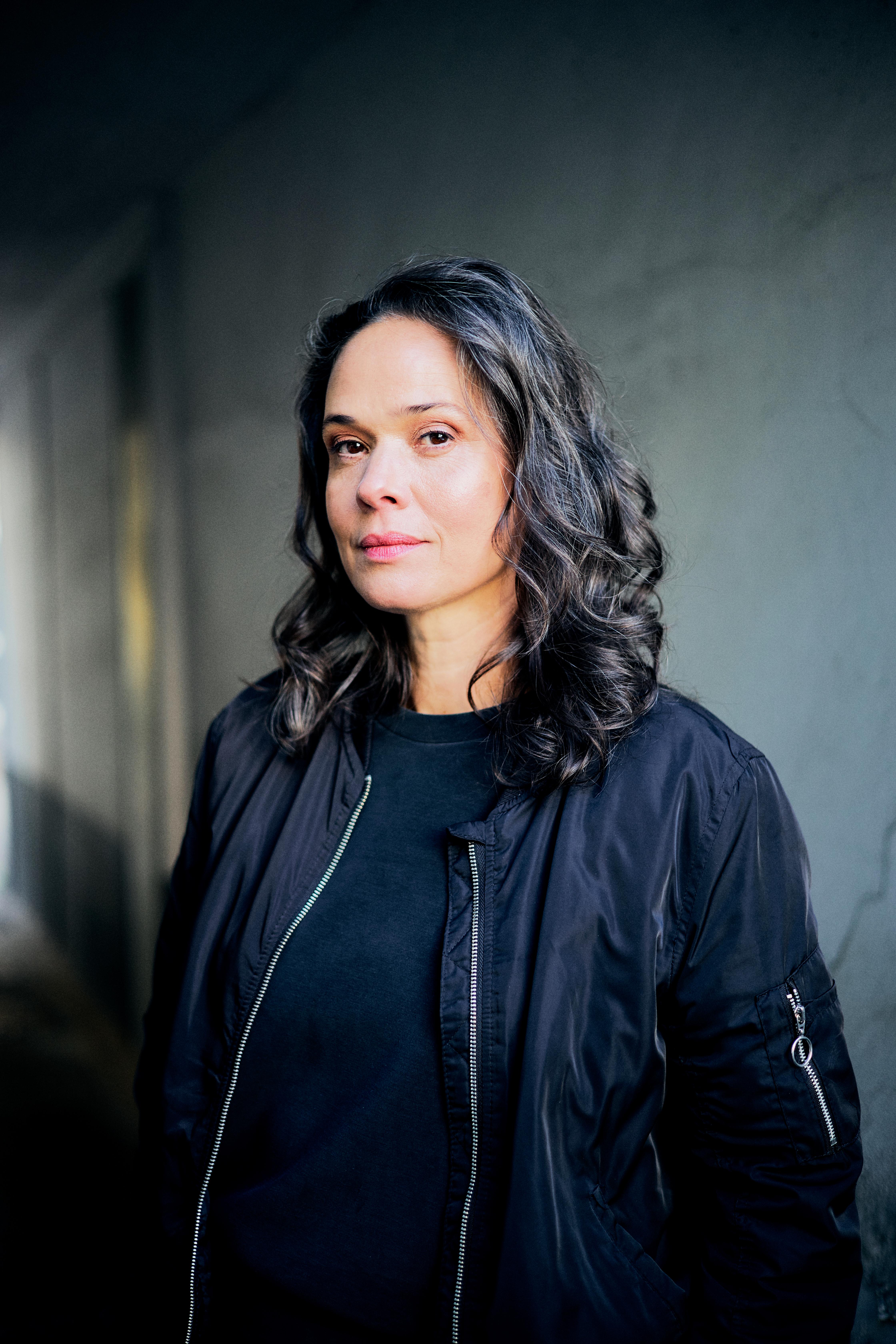 actor Jessica McIntyre large photo