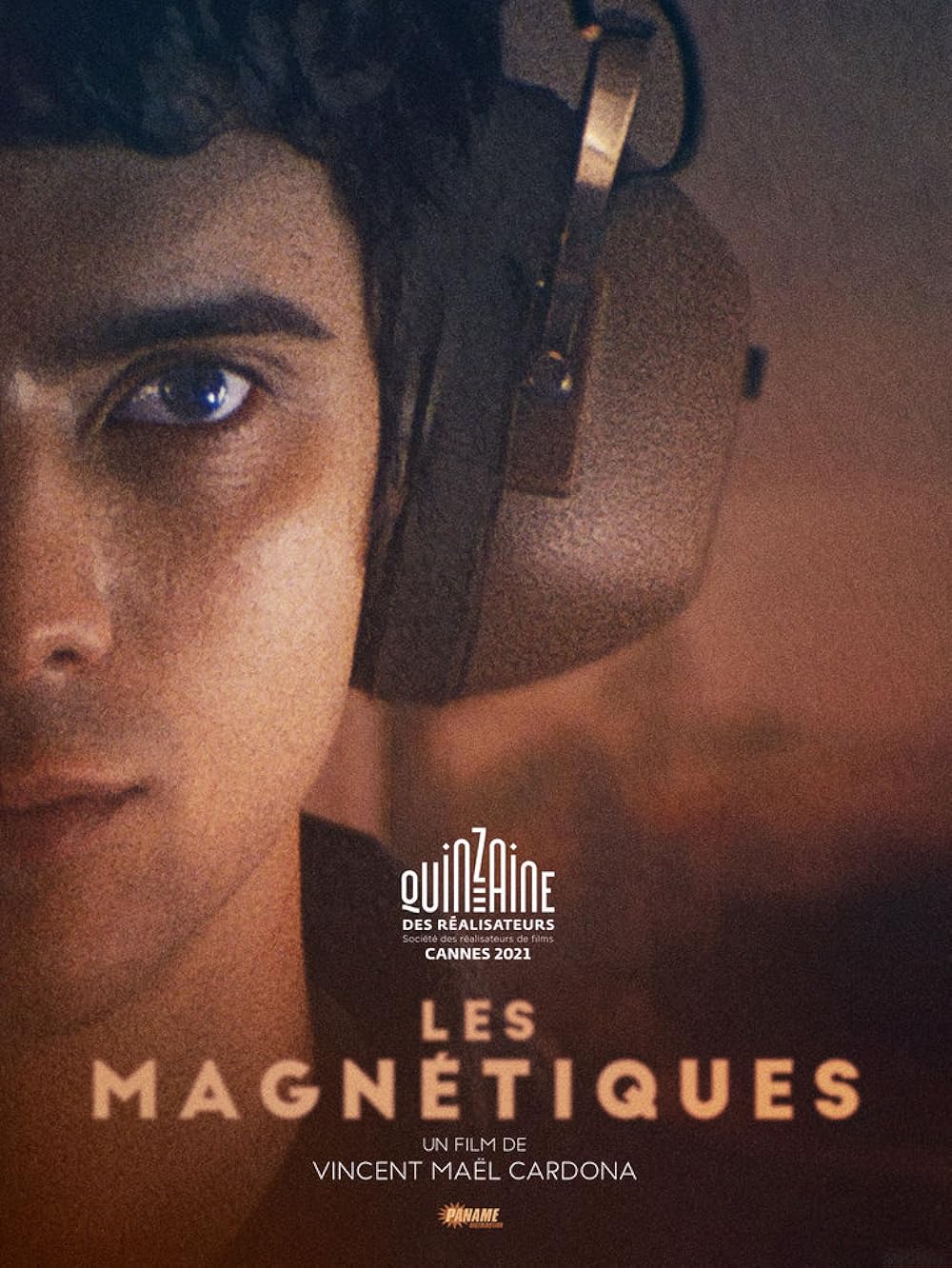 Les Magnétiques background