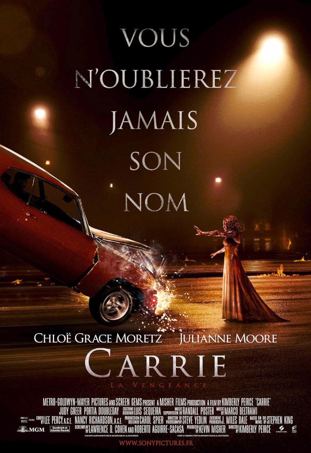 Carrie : La Vengeance background