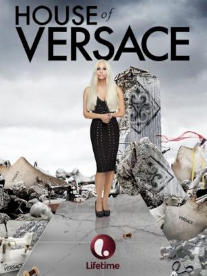 Versace: La femme aux milles visages