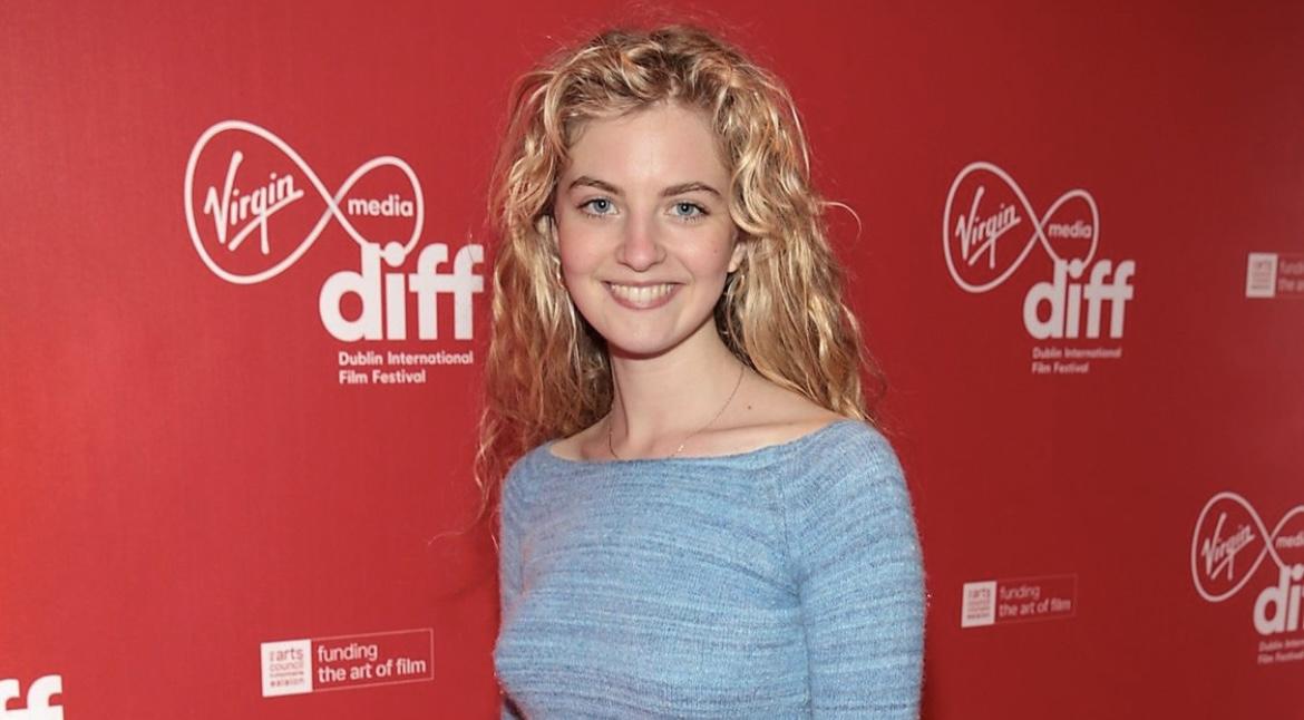 actor Holly Sturton large photo