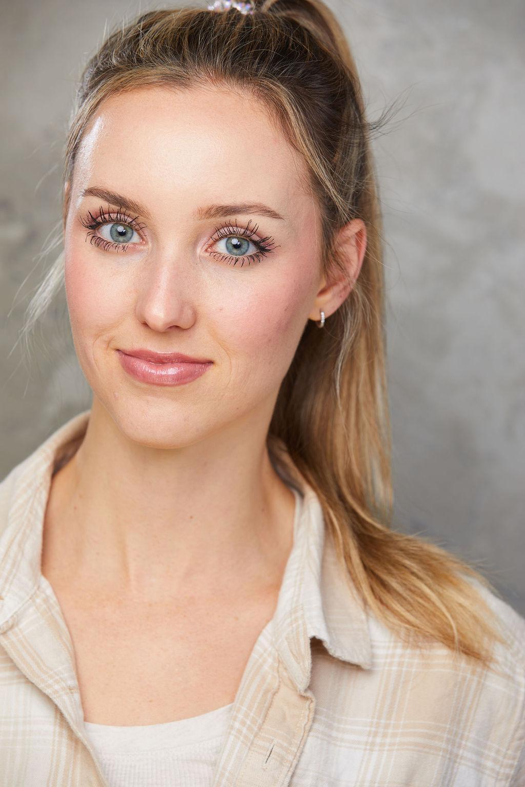 actor Mariah Justice large photo