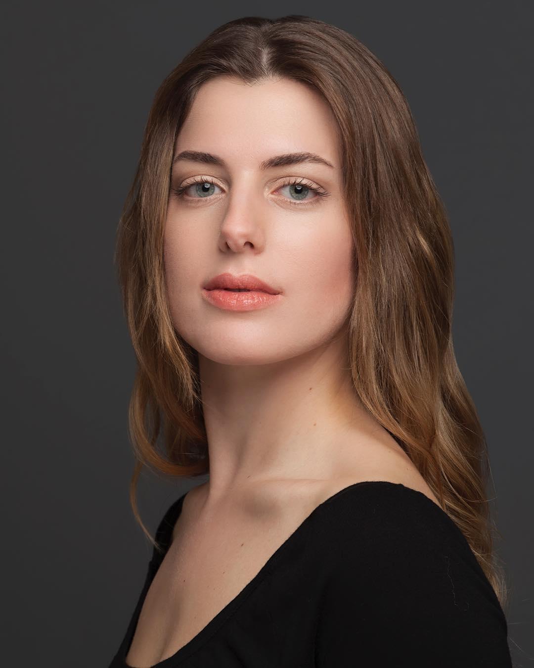 actor Belfu Benian large photo