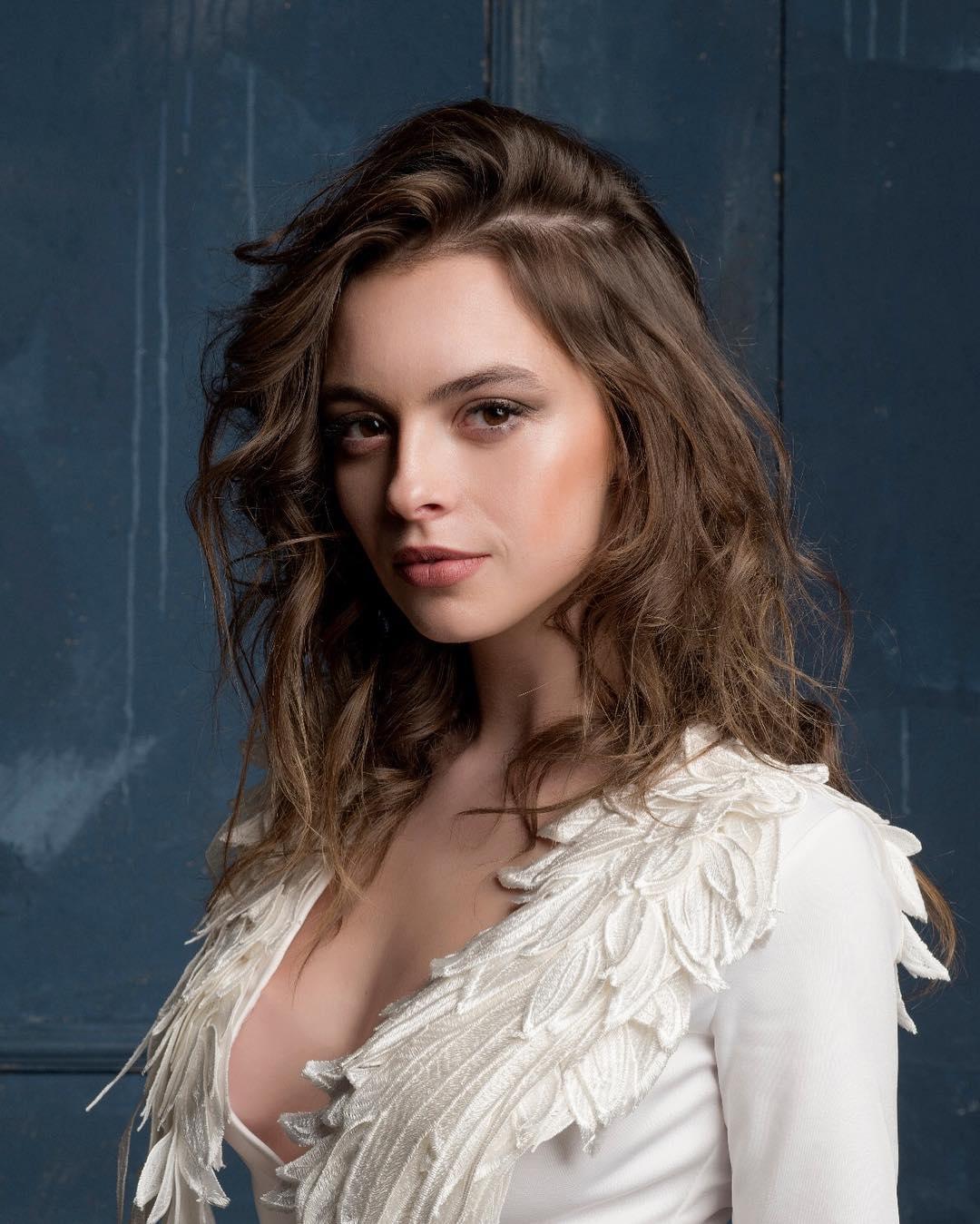 actor Melis Sezen large photo