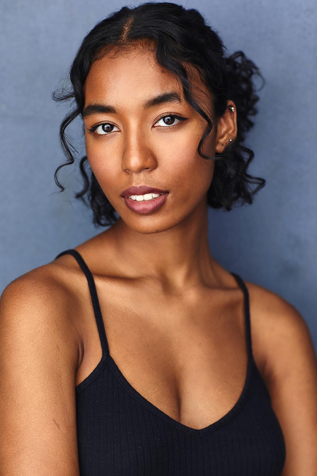 actor Nhumi Threadgill large photo