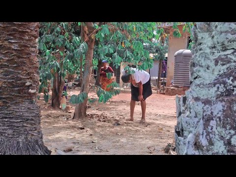 Comment Une Fille Bien Formée A Rencontré Un Aide Du Destin Après Ce Que Sa Marâtre A Fait | African