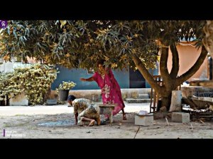 Comment Elle A Versé De Leau Chaude Sur Sa Fille Handicapée En Espérant Quelle Meure-Film Nigérien