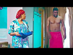 Je Lai Seulement Ramenée Du Club À La Maison Mais Cétait Une Femme idéale - Film Nigérien