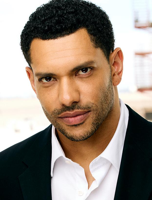 actor Michael Jordan Craven large photo