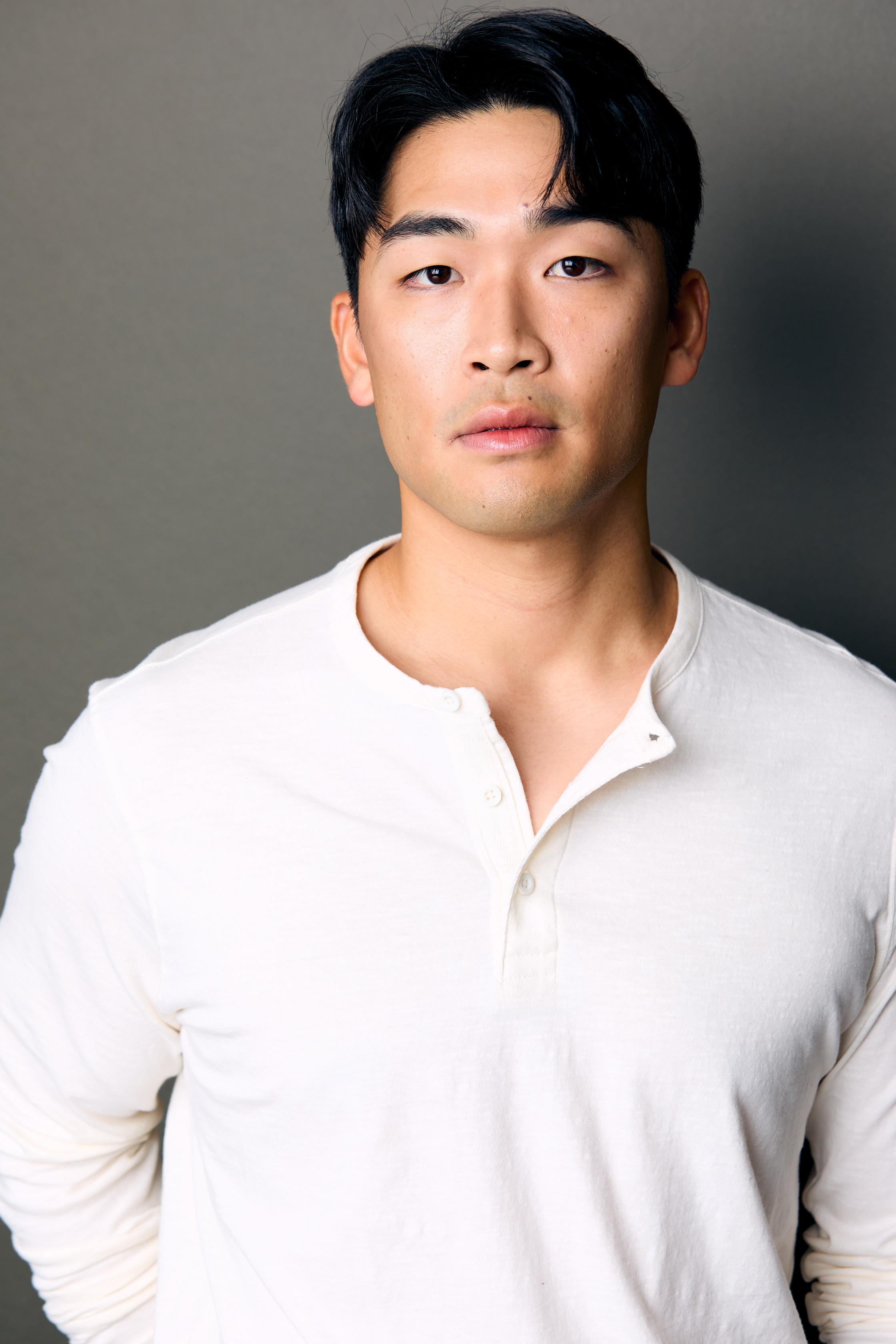 actor Dan Hwang large photo