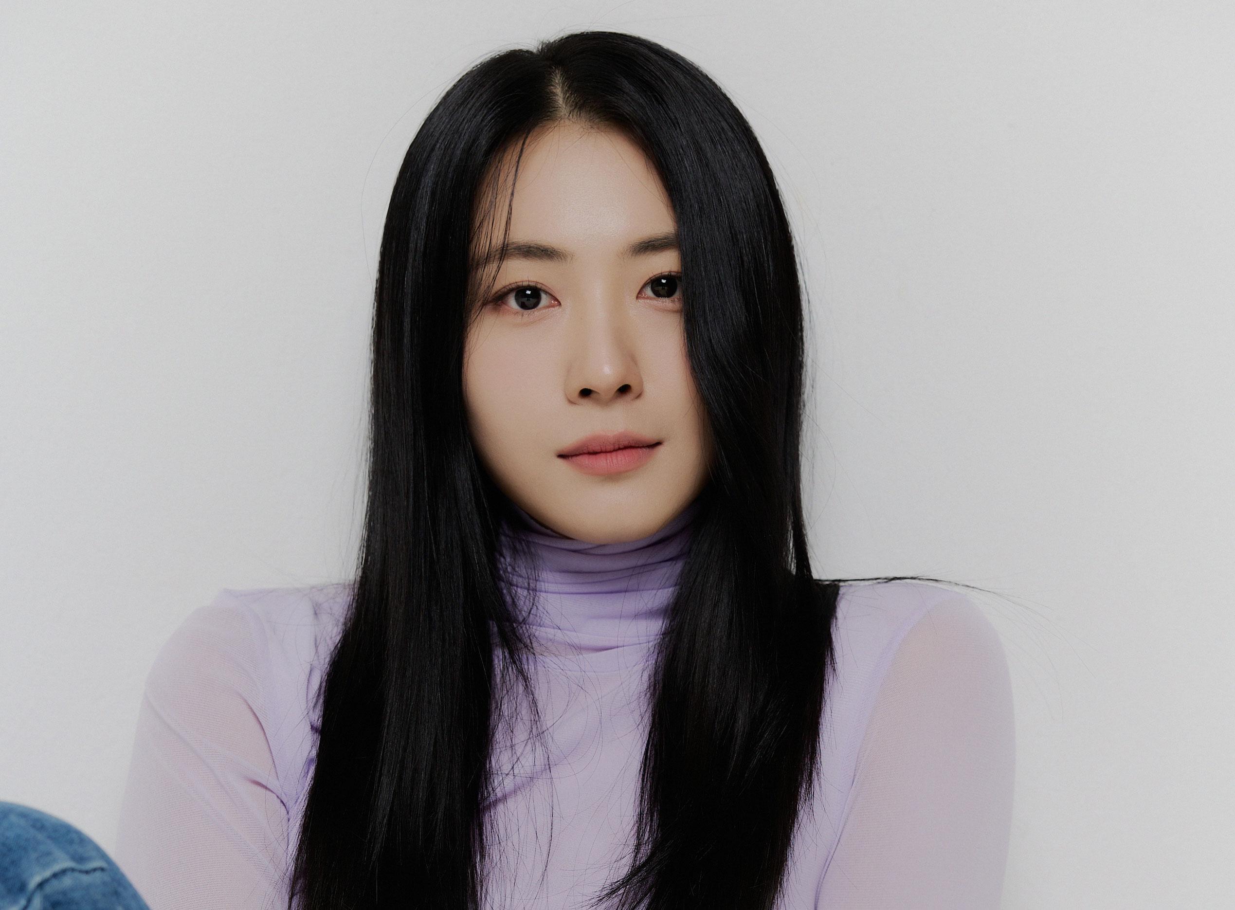 actor Chung Ye-jin large photo