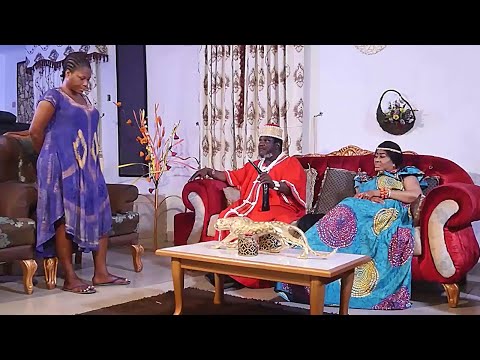 La Vie De Cette Fillette De Manioc Du Vilage A Changé Après Avoir Été Appelée Par La Famille Royale2