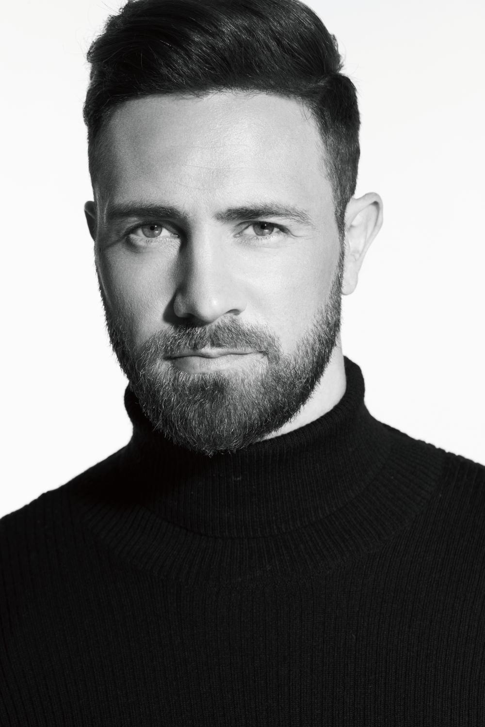 actor Justin John Harvey large photo