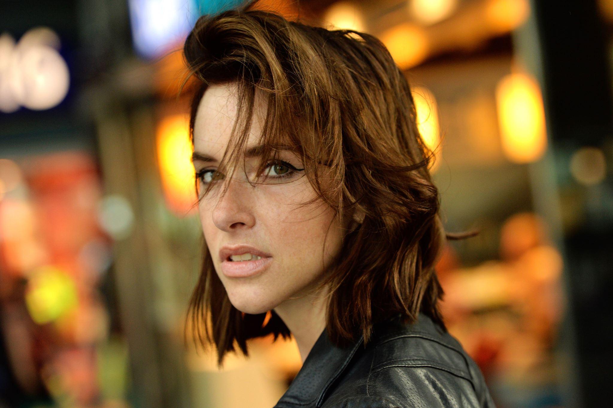 actor Kim Riedle large photo