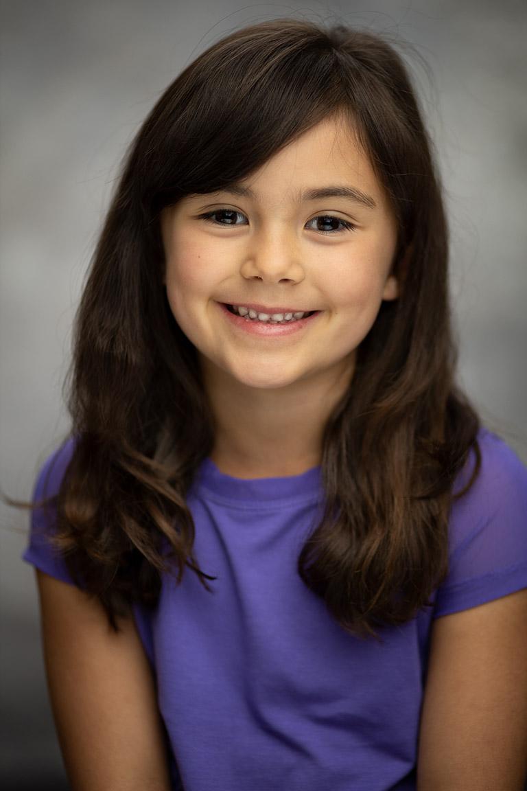 actor Scarlett Tupper large photo