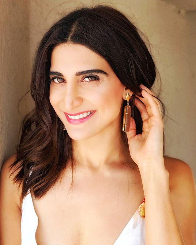 actor Aahana Kumra large photo