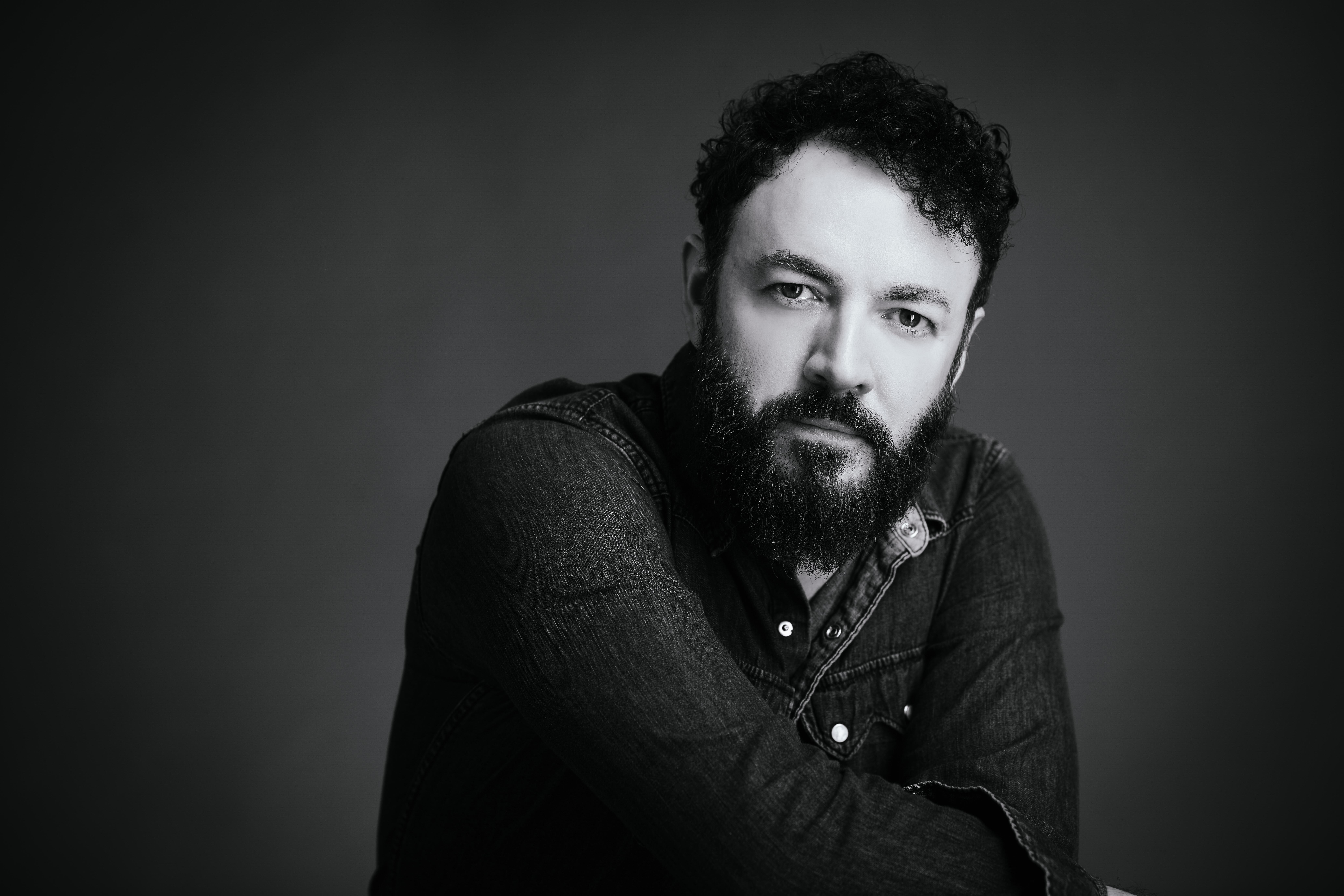 actor Paul Kennedy large photo