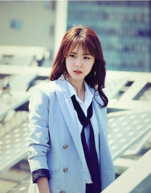 actor Lee Yeon-hee large photo