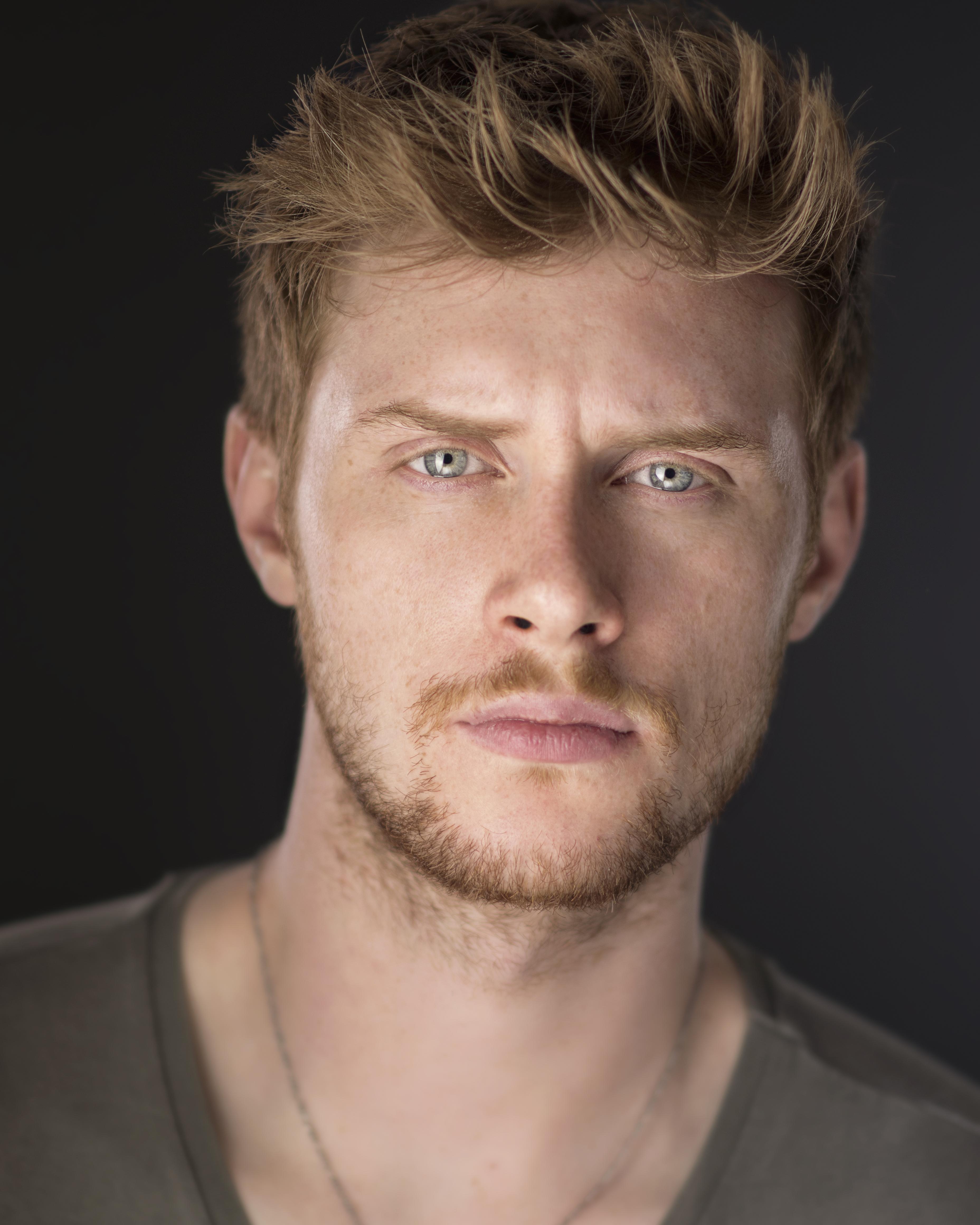 actor Max Parker large photo