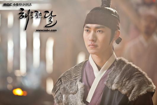 actor Lee Tae-Ri large photo