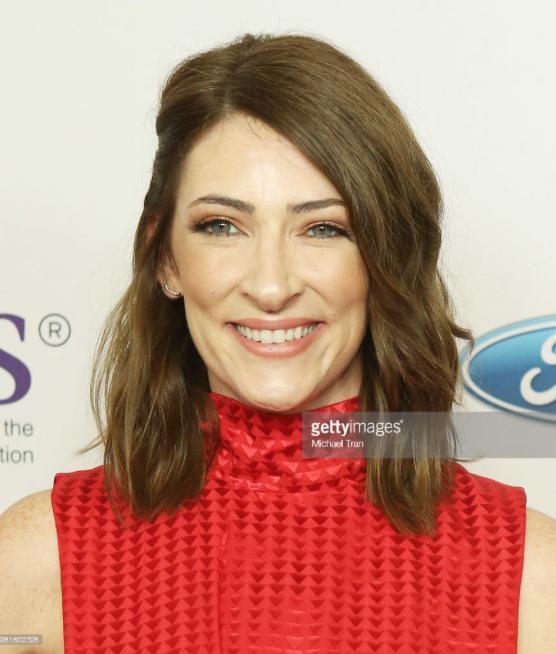 actor Katy Colloton large photo