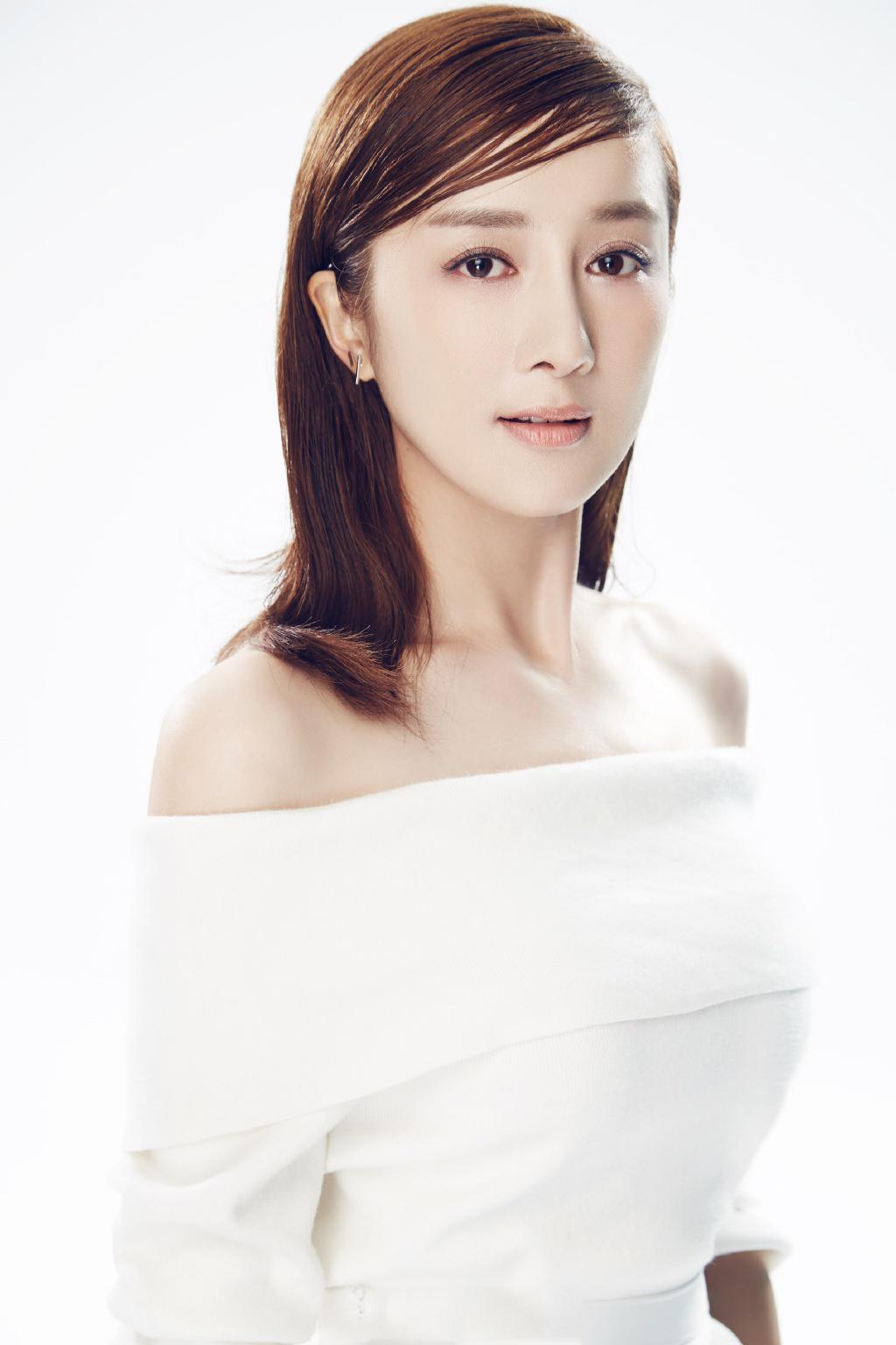 actor Yixiao Li large photo