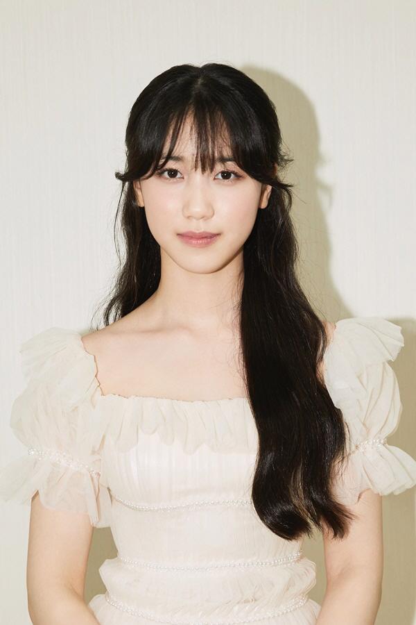 actor Re Lee large photo