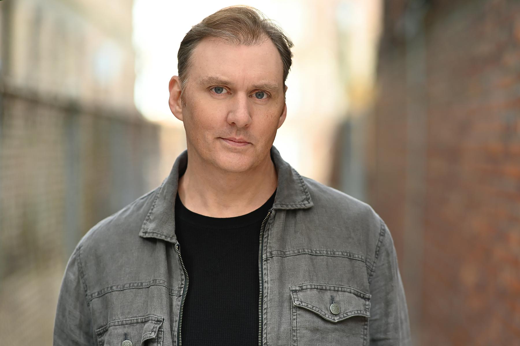 actor Scott Nicholson large photo