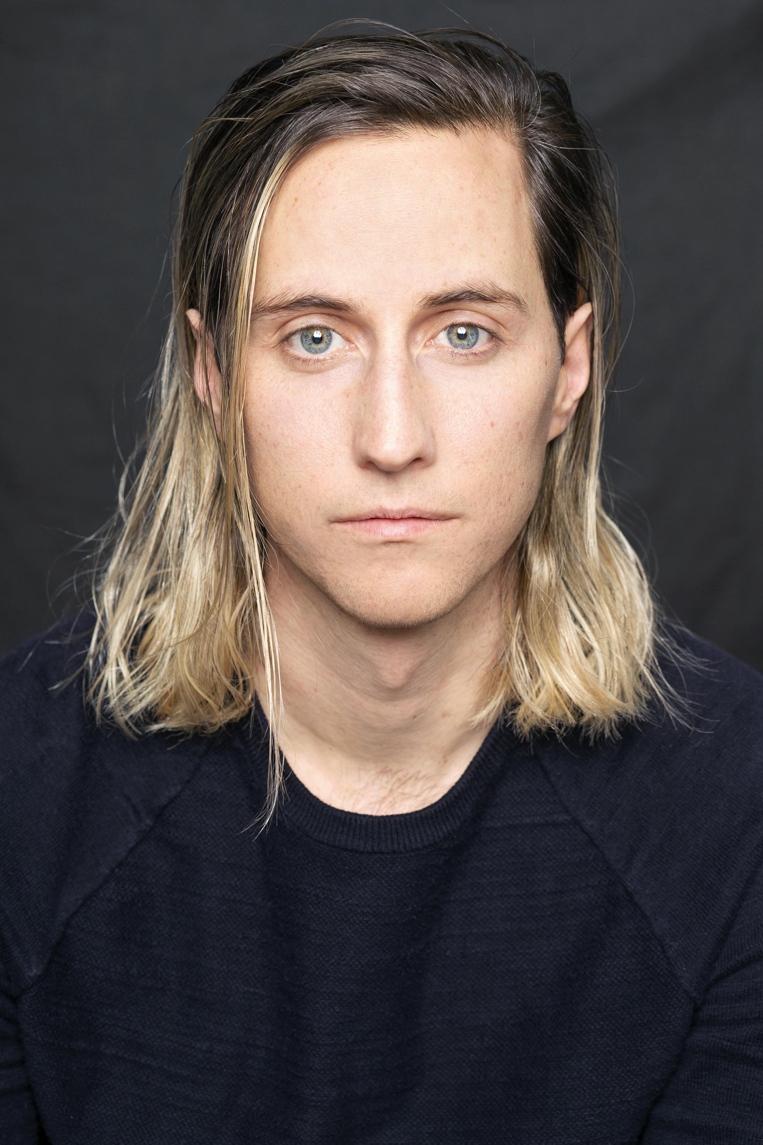 actor Luke Marinkovich large photo