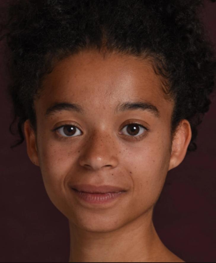 actor Phoebe Campbell large photo