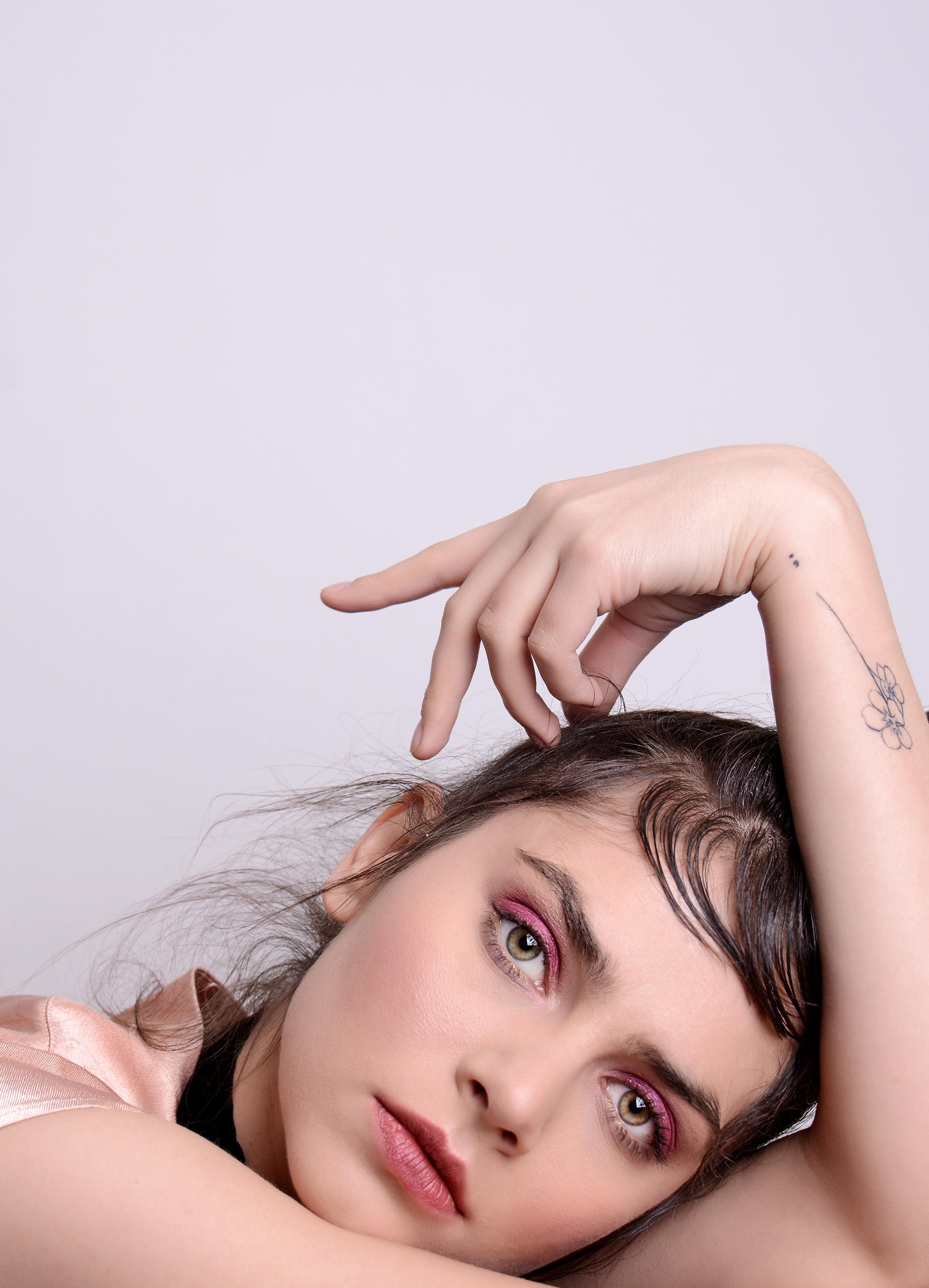 actor Natasha Petrovic large photo