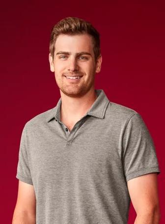 actor Alex Chapman large photo