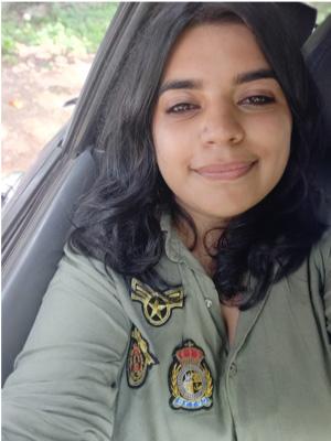 actor Nikita Grover large photo