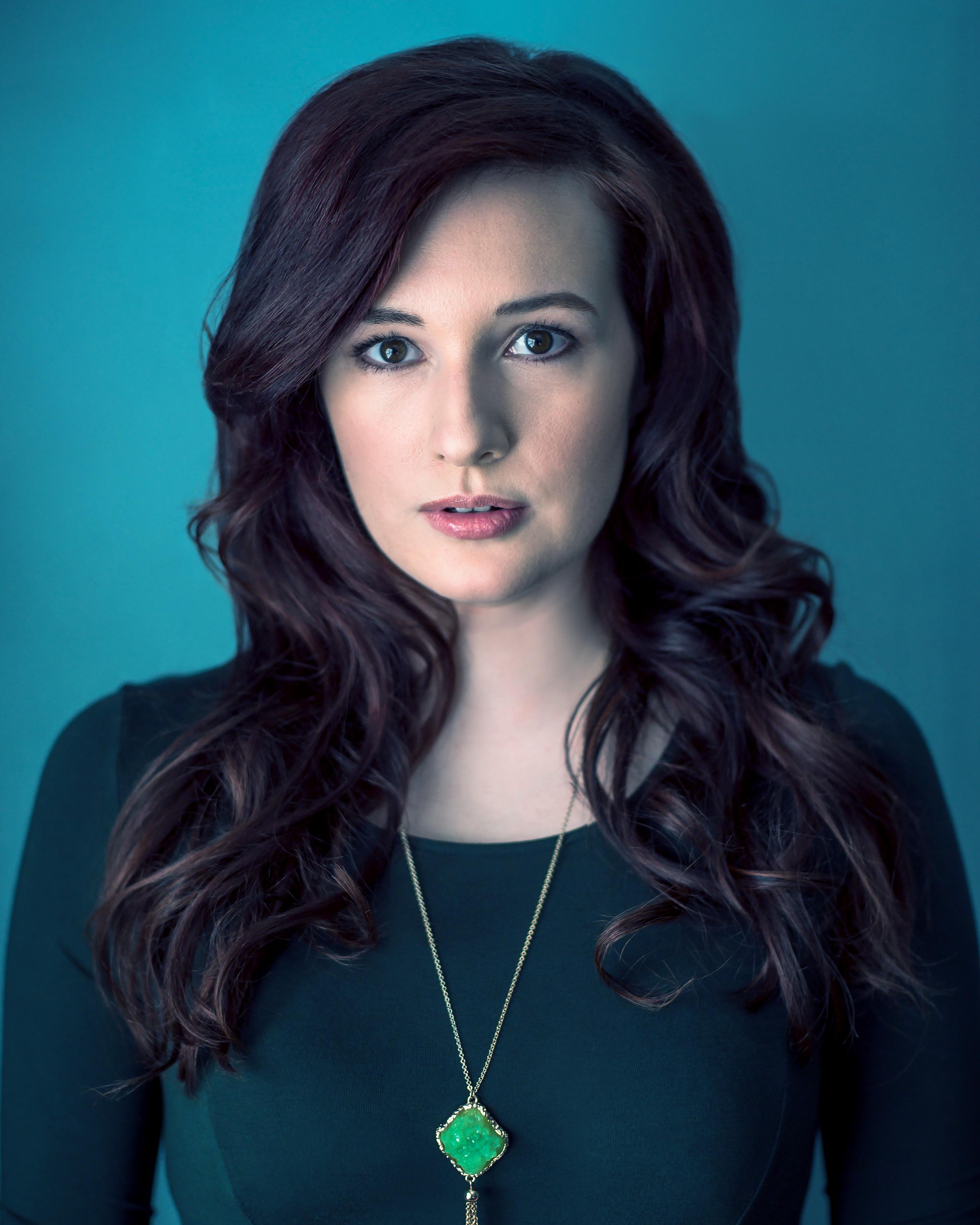 actor Katelyn Barr large photo