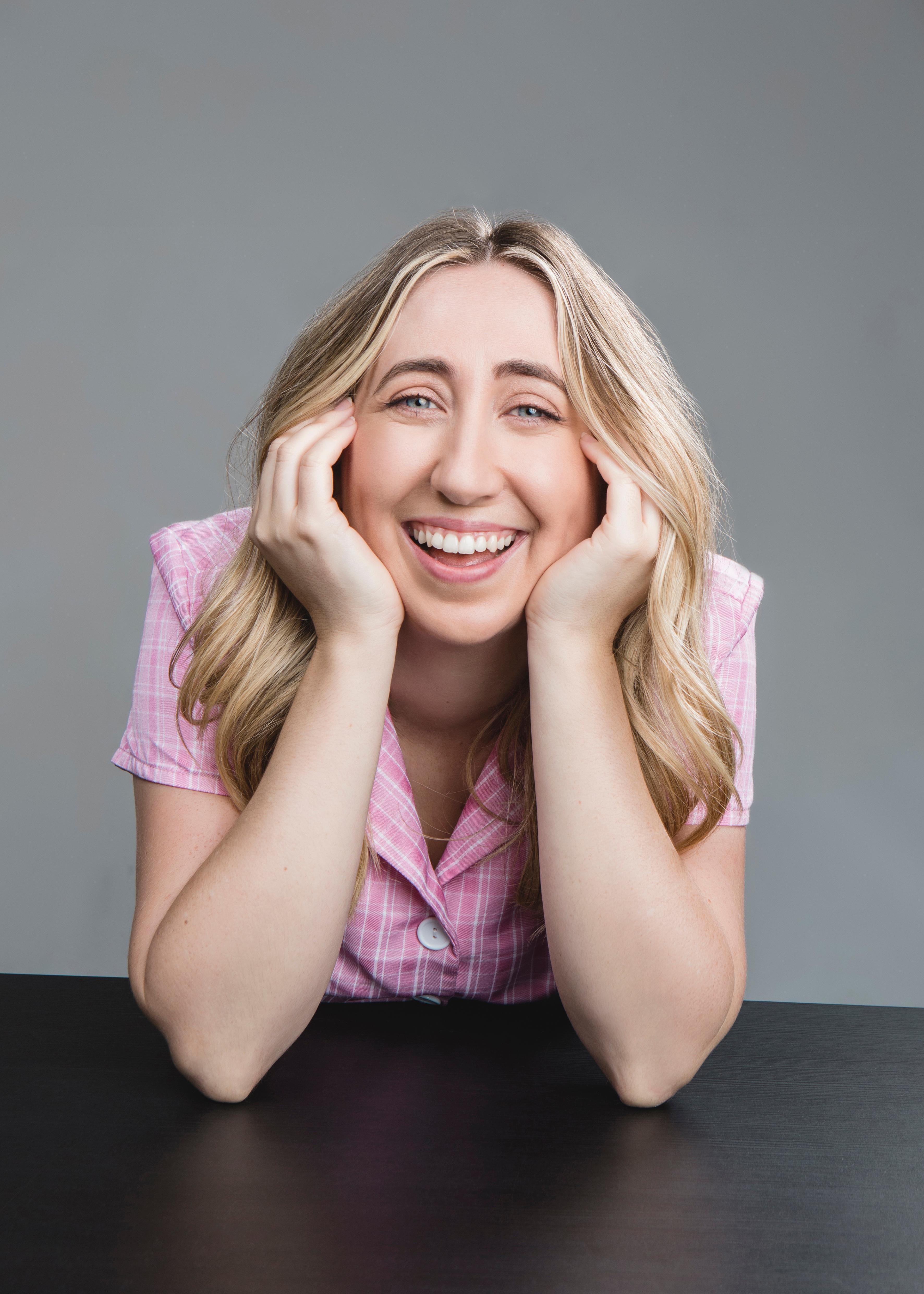 actor Gina Rose Drew large photo