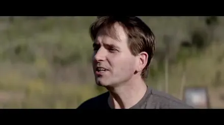 Trailer thumbnail