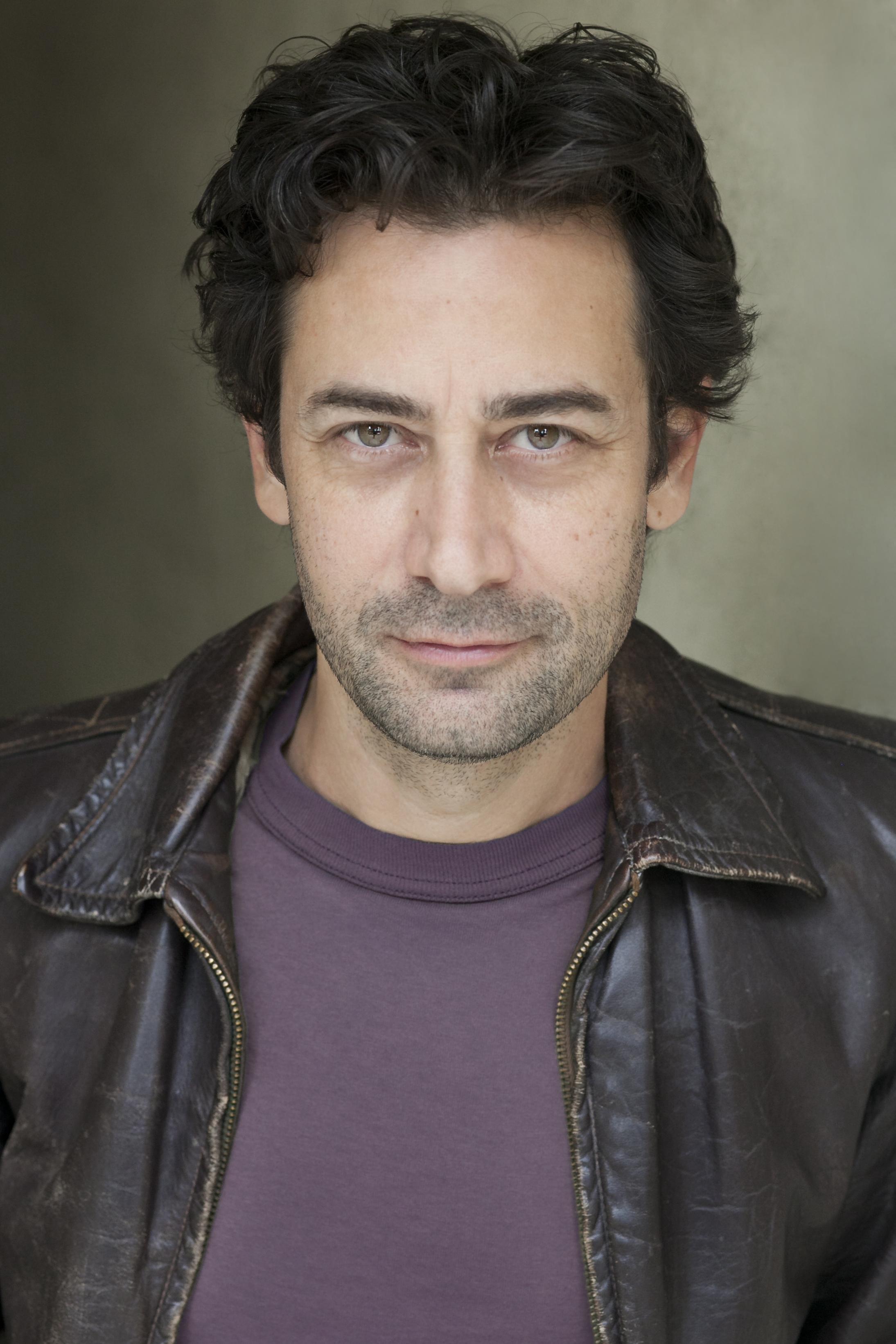 actor Scott Vogel large photo