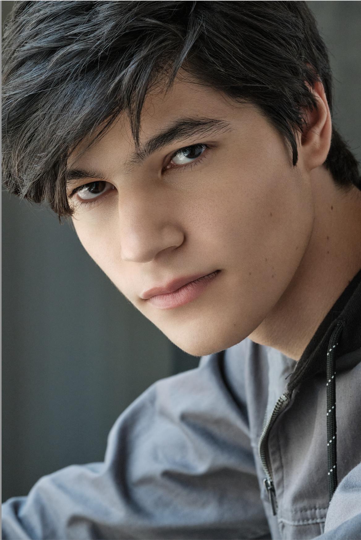 actor Benjamin Philip large photo