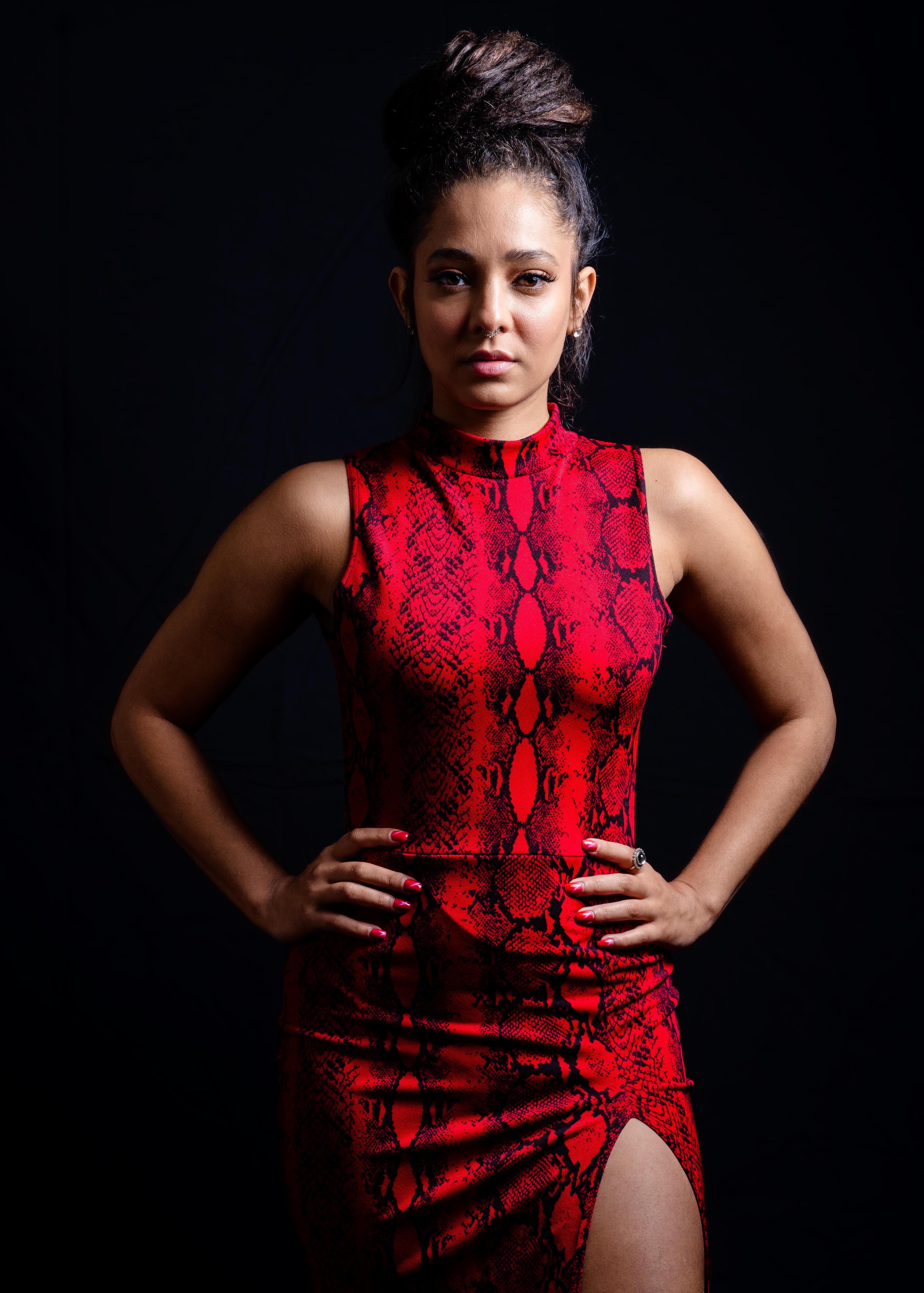 actor Sindia Duverge large photo